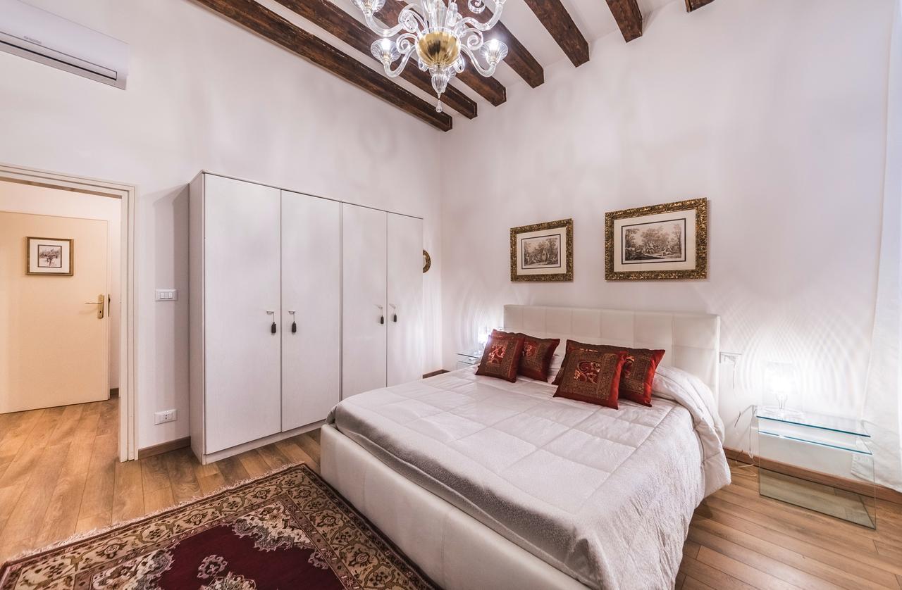 ヴェネツィアCasa Degli Angeli, Free Wi-Fi Near San Marcoアパートメント エクステリア 写真