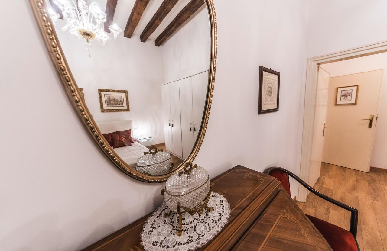 ヴェネツィアCasa Degli Angeli, Free Wi-Fi Near San Marcoアパートメント エクステリア 写真